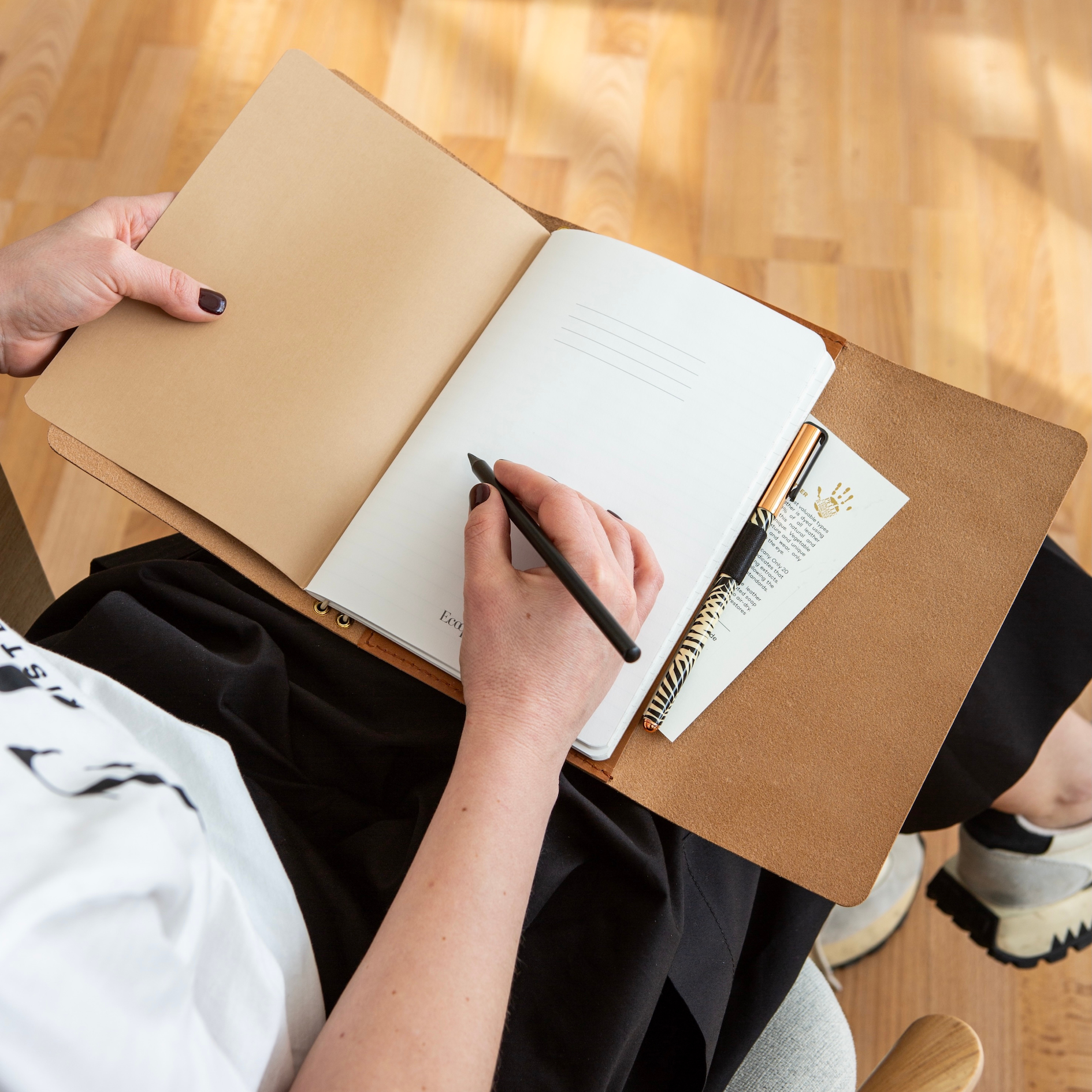 Odinė užrašinė CARRY ALL/ Šviesiai ruda