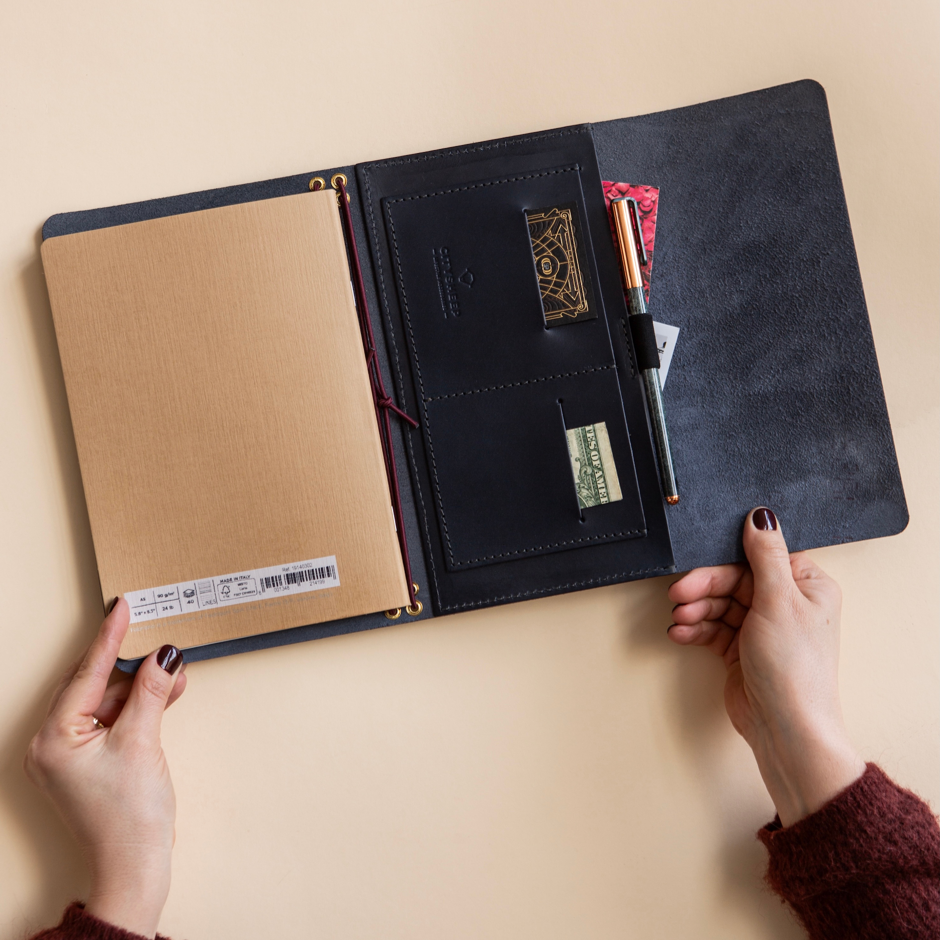 Trijų dalių odinė užrašų knygelė CARRY ALL/ Tamsiai mėlyna