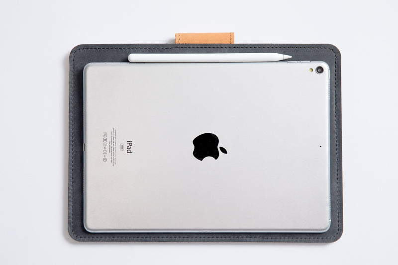KEEP IT SNUG iPad Pro apsauginis dėklas / Pilkas